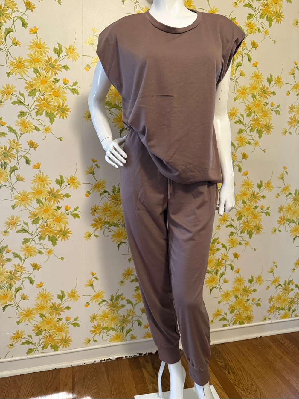 NWT Shirt and Joggers Lounge Set size L
